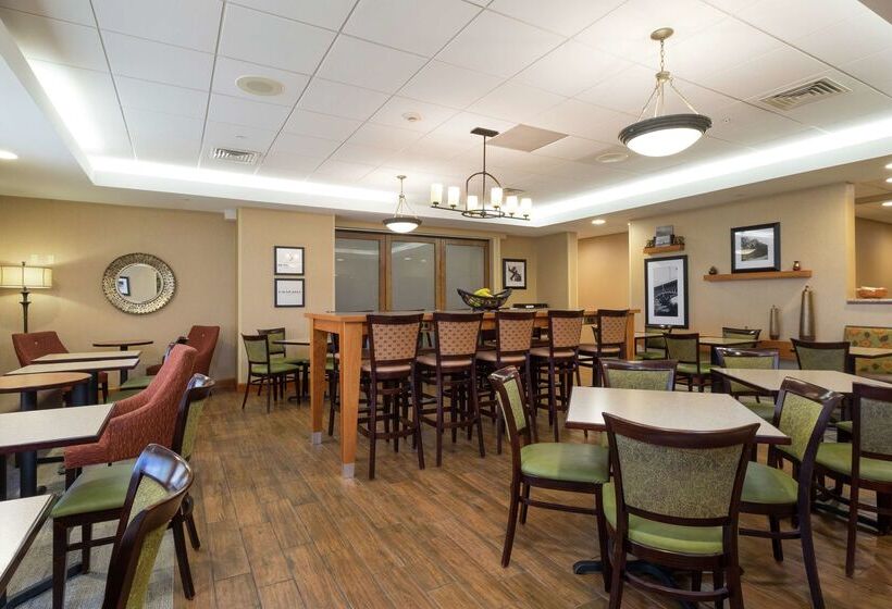 فندق Hampton Inn Waterville