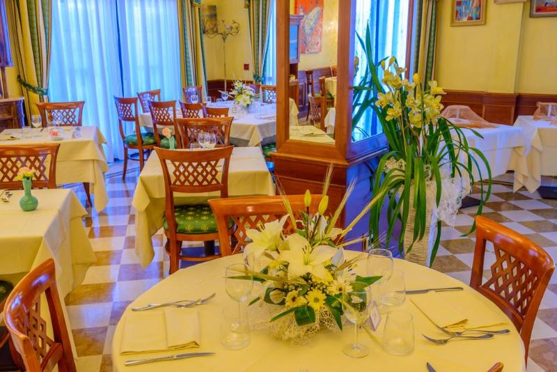 Park Hotel Ai Pini & Restaurant Ai Pini