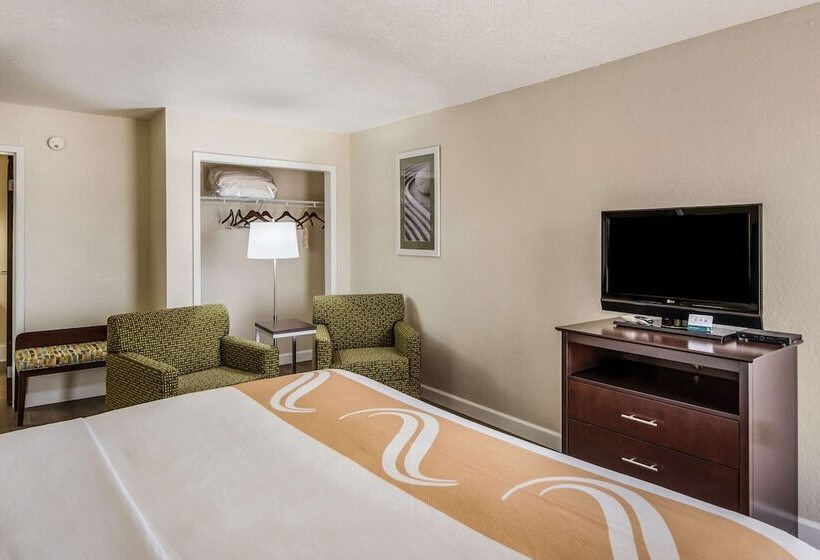 هتل Quality Inn & Suites Quincy  Downtown