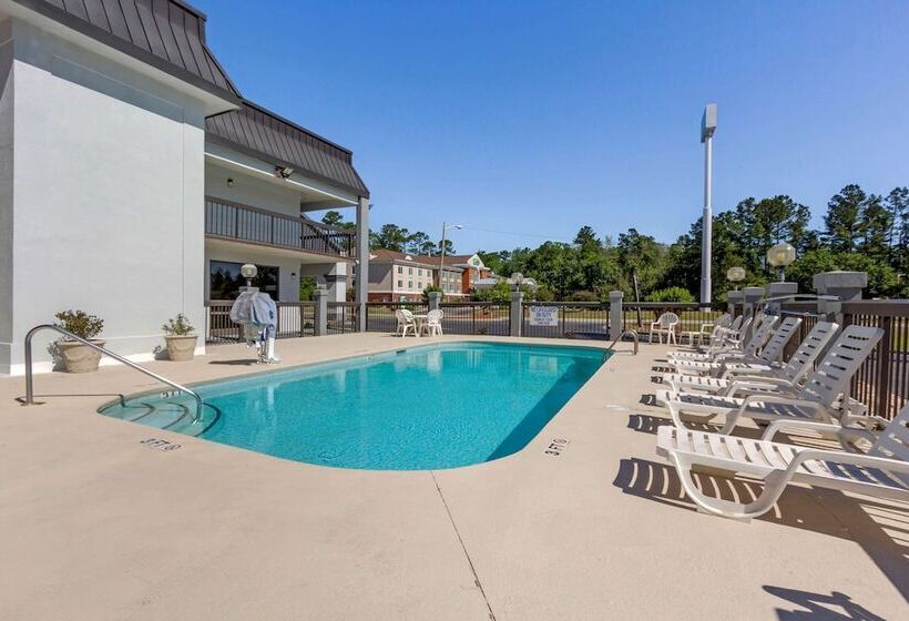 בית מלון כפרי Quality Inn Walterboro