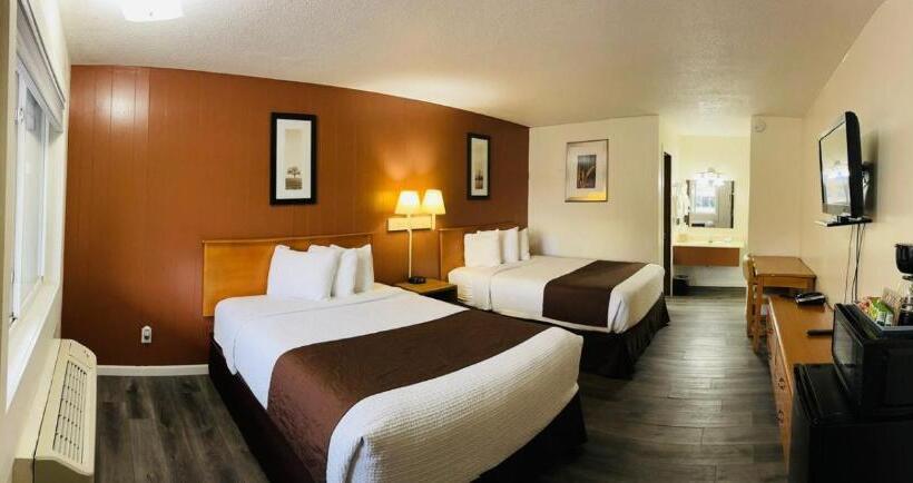 בית מלון כפרי Sparta Inn
