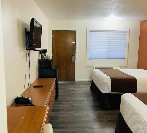 호텔 Sparta Inn