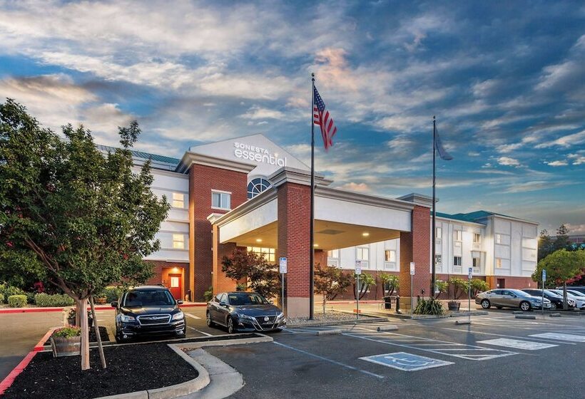 Отель Sonesta Essential Vacaville  Napa Valley