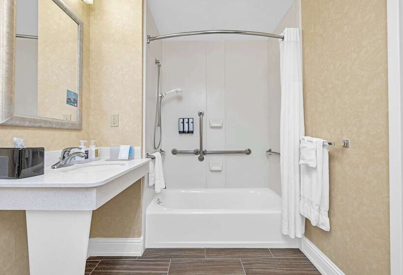 Отель Sonesta Essential Vacaville  Napa Valley