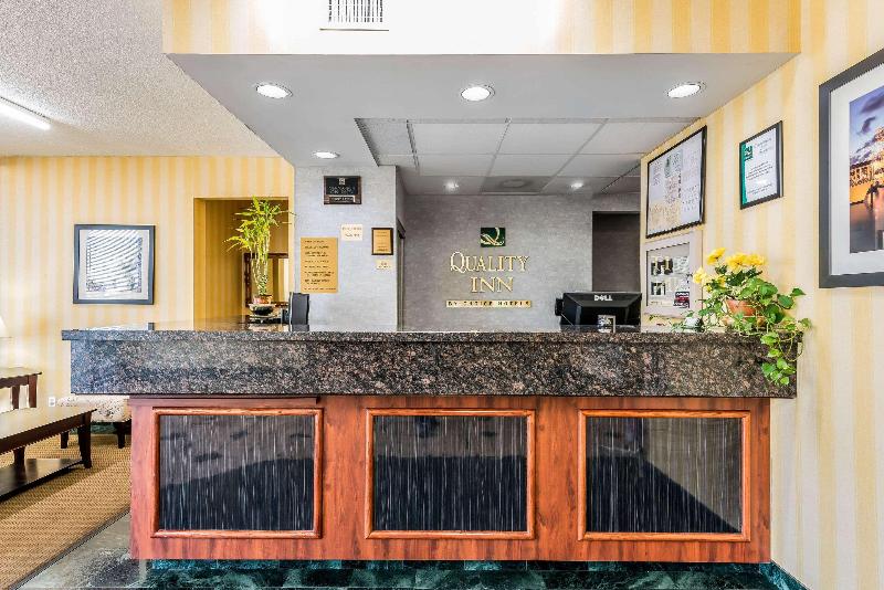 فندق Quality Inn