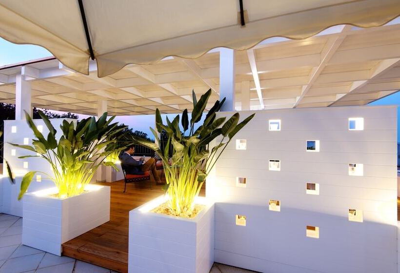 هتل Villa Durrueli Resort & Spa