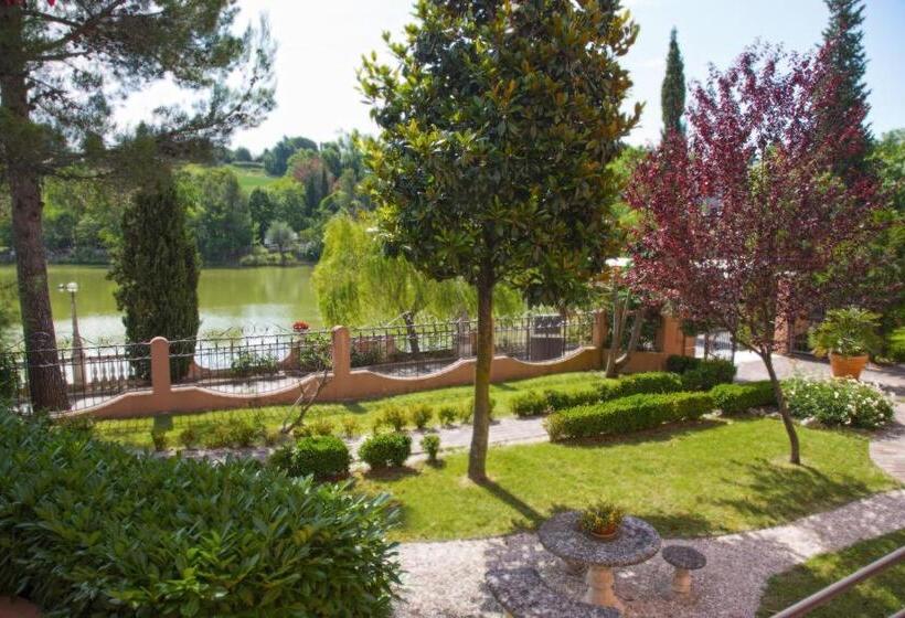 فندق Villa Leri