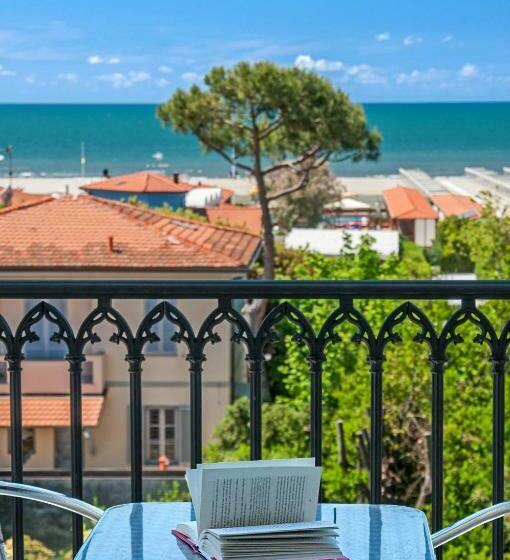 ホテル Villa Ombrosa