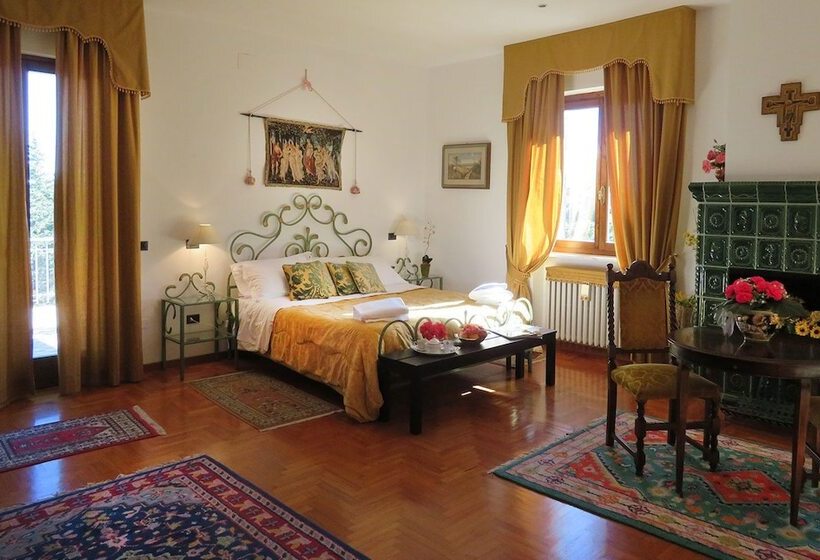 酒店 Villa Sant Uberto Country Inn