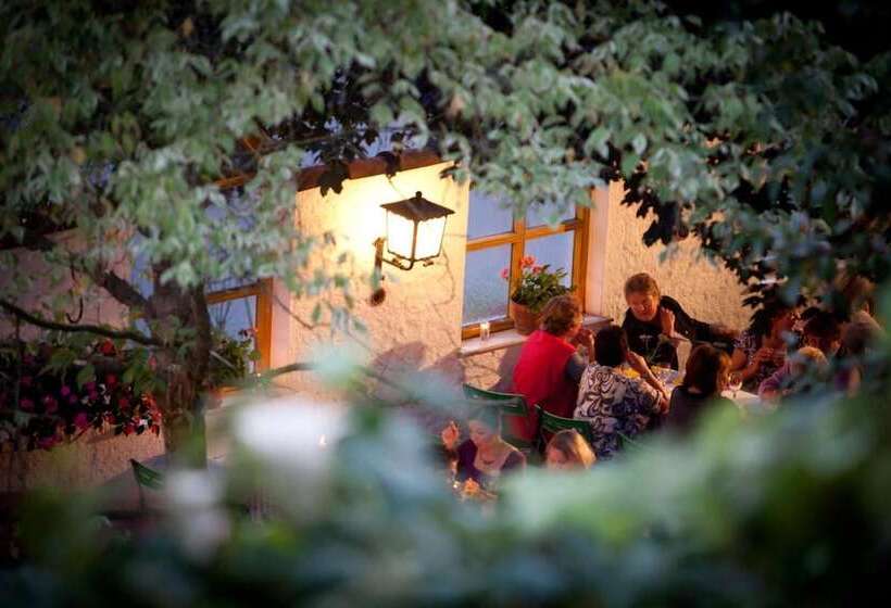 ホテル Gasthof Gruber