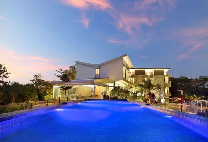 فندق Royal Ocean Resort Karimunjawa