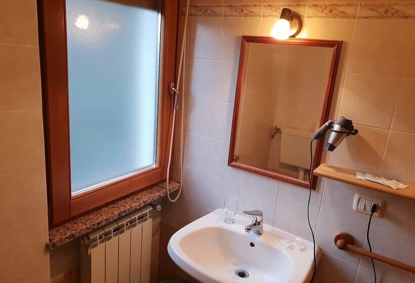 膳宿费 Casa Albergo Tiroasegno