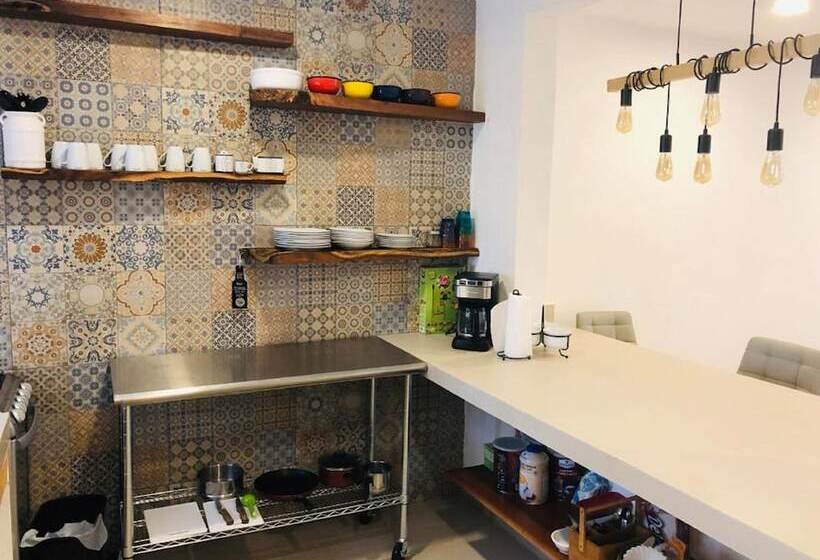 تختخواب و صبحانه Casa Bizu