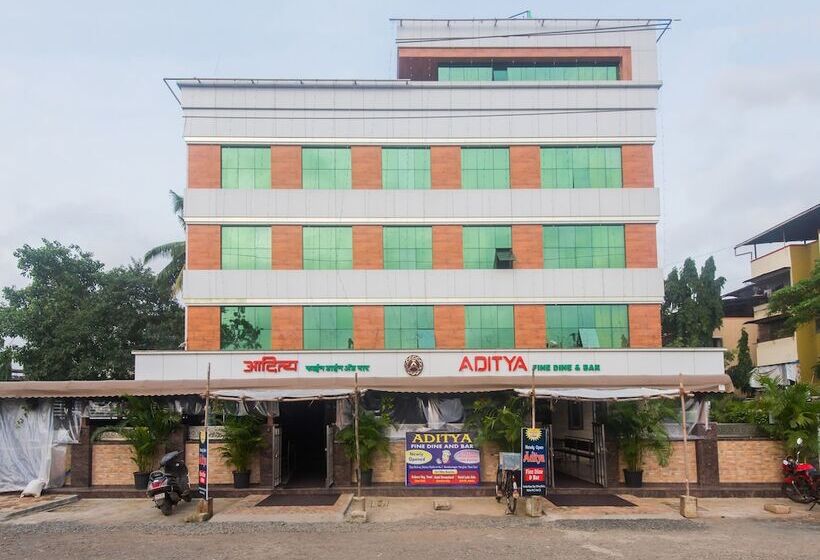 Отель Aditya Residency