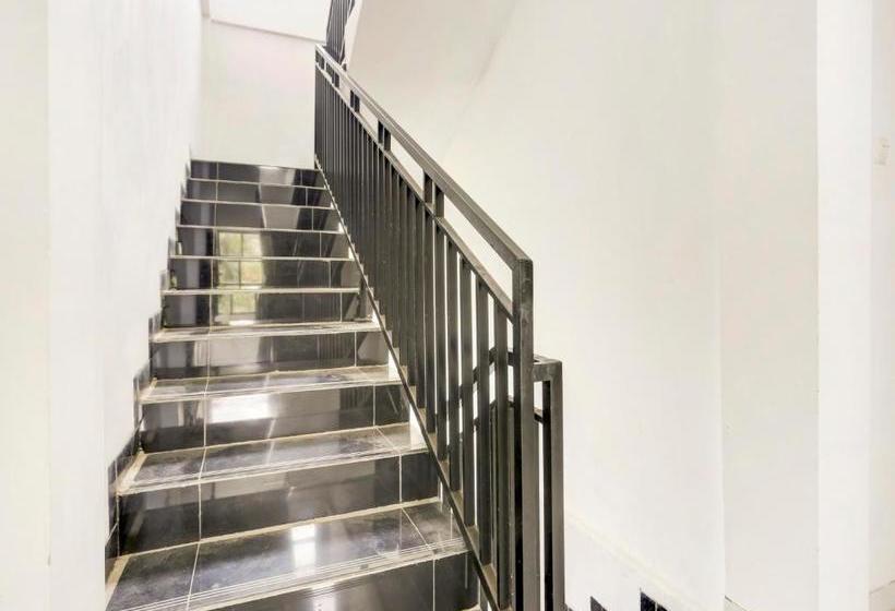 فندق Oyo 3870 Homestay Arya