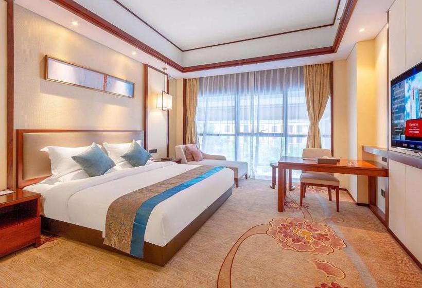 호텔 Ramada By Wyndham Kunming Yiliang