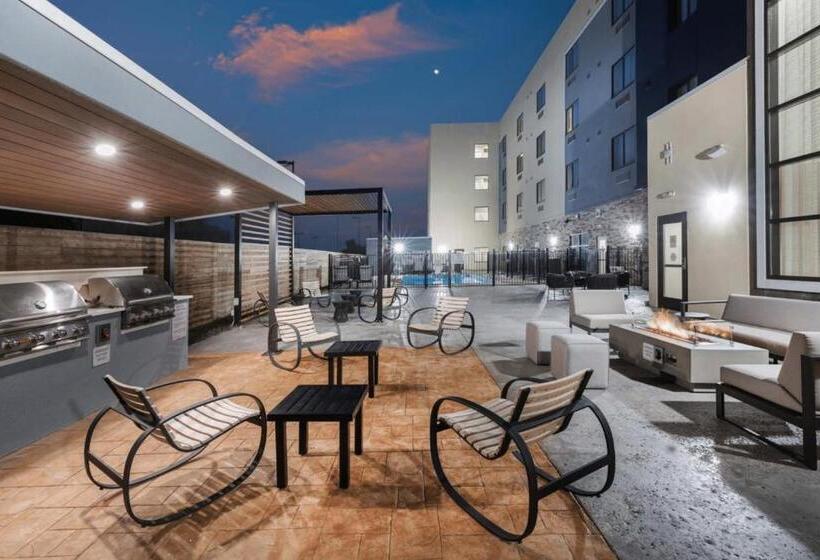 בית מלון כפרי Staybridge Suites Waco South   Woodway, An Ihg