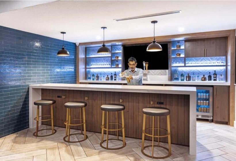 בית מלון כפרי Staybridge Suites Waco South   Woodway, An Ihg