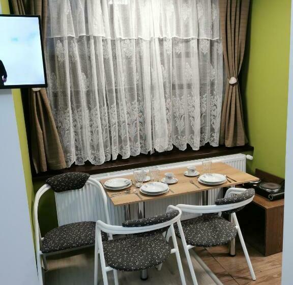 Пансион Ambient Deluxe Apartman