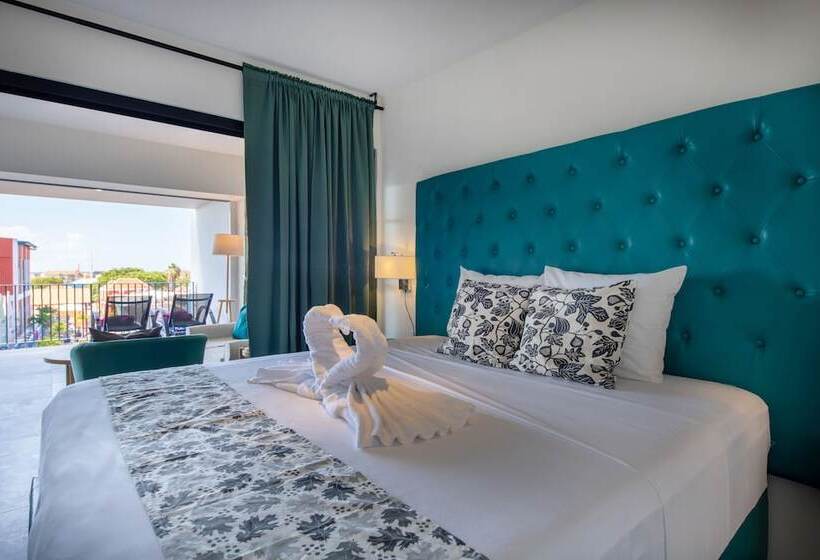 The Ritz Hostel