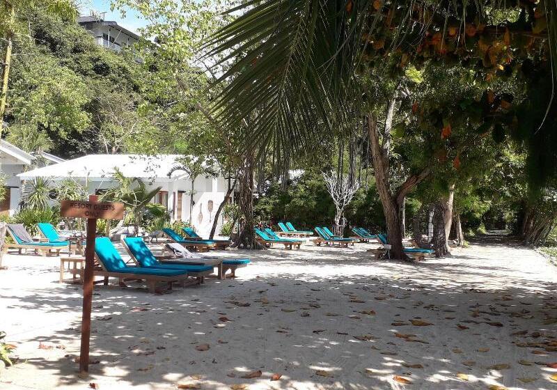 The Mooring Resort