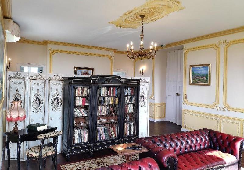 Bed and Breakfast Château De Saint Thomas