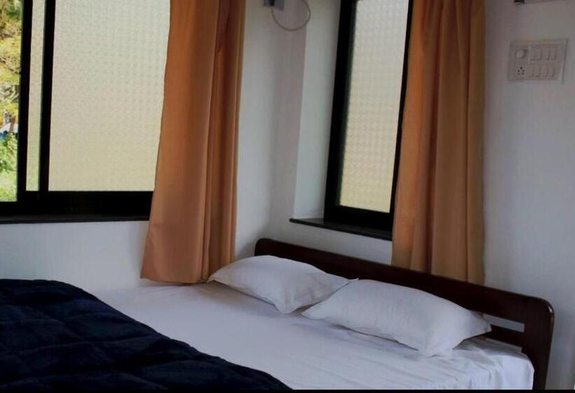 هتل Innovation Inn