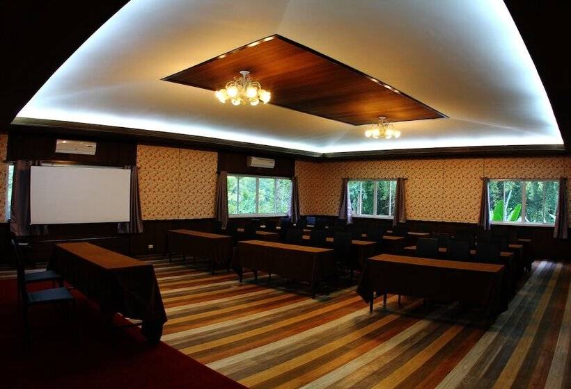 فندق The Hub Erawan Resort
