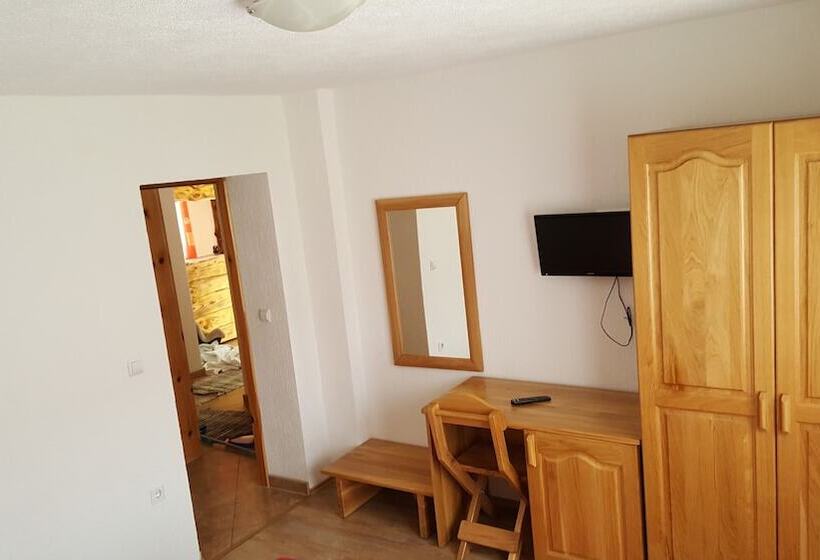 פנסיון Guest House Plitvice Waterfall