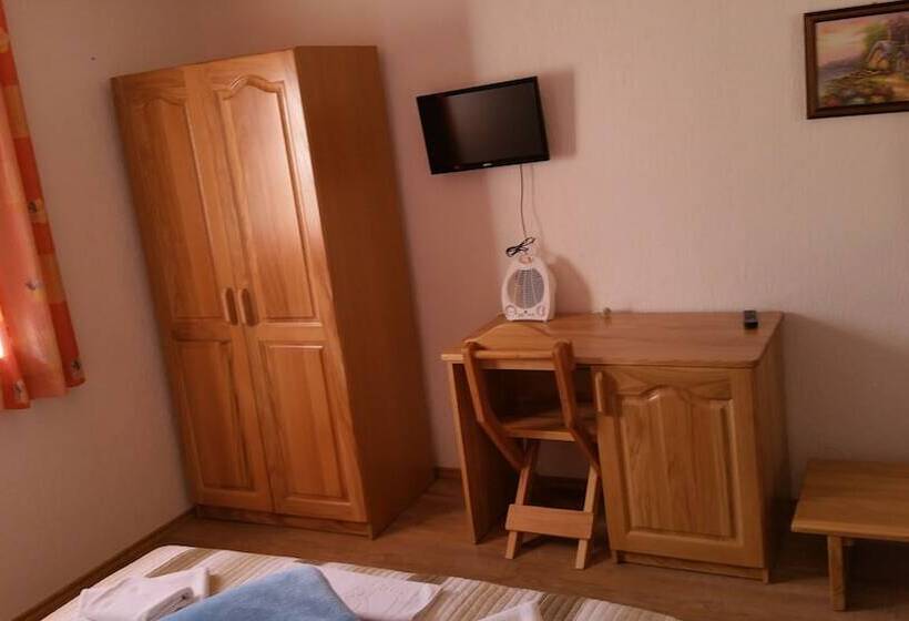 פנסיון Guest House Plitvice Waterfall