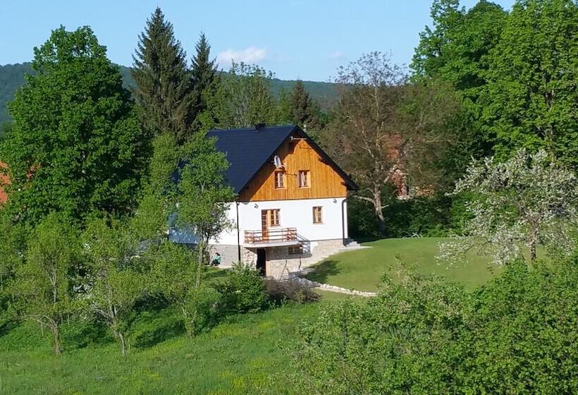 פנסיון Guest House Plitvice Waterfall