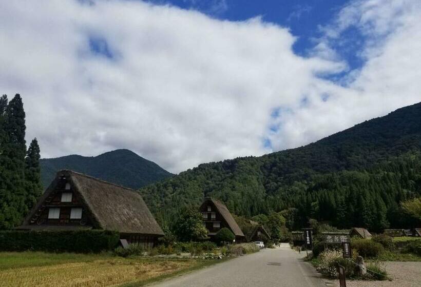 بنسيون Minsyuku Koshiyama