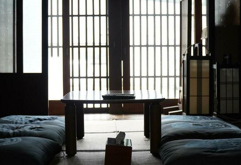 بنسيون Minsyuku Koshiyama