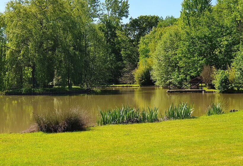 펜션 Moulin Du Soustre