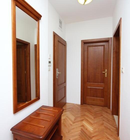 膳宿费 Rooms With A Swimming Pool Tisno, Murter   3219