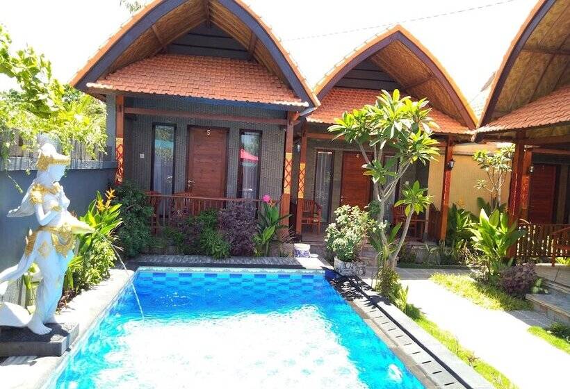 膳宿费 The Cemok's Cottage