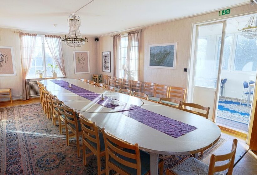 بنسيون Värdshuset I Motala
