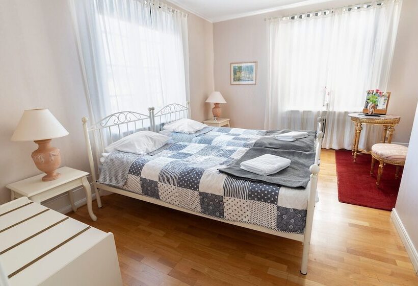 بنسيون Värdshuset I Motala