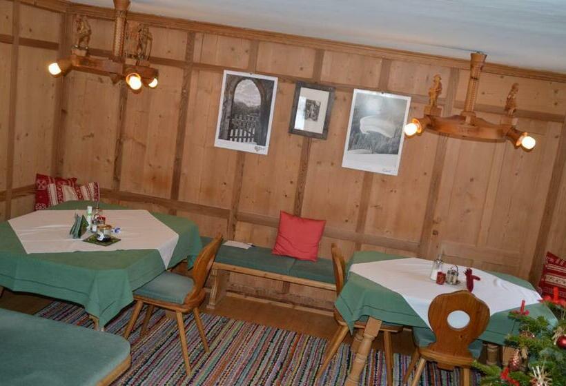 Pension Kirchbrugger