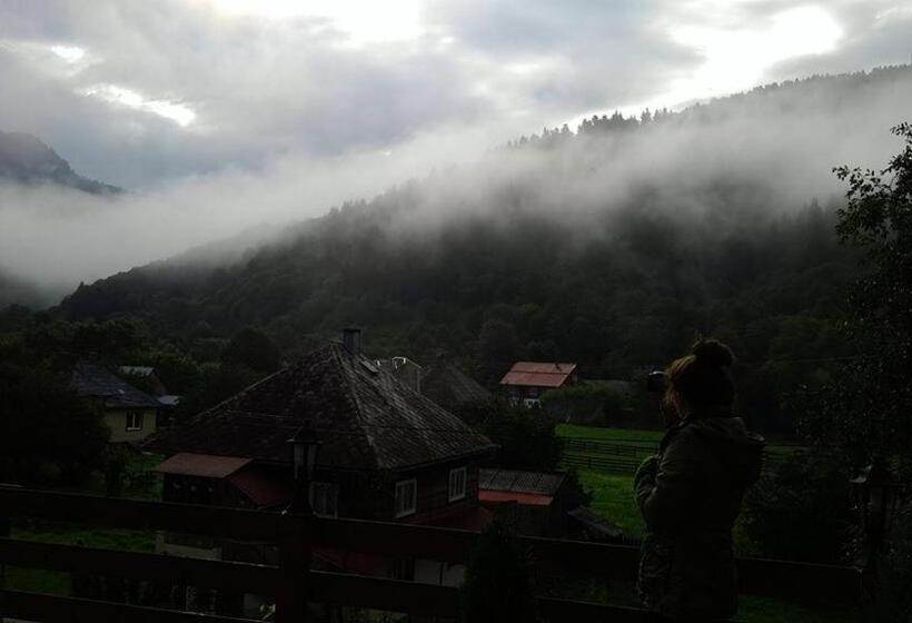 Pensiunea Casa Motilor