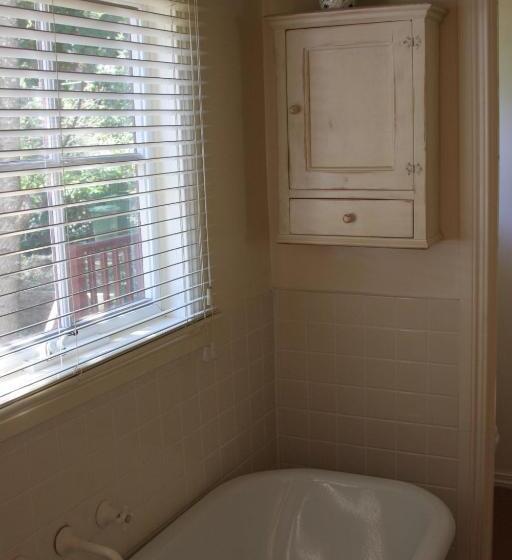 צימר Belgrave Hideaway