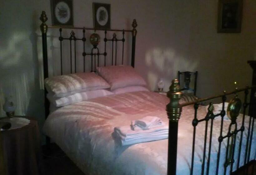 צימר Bluebird Cottage