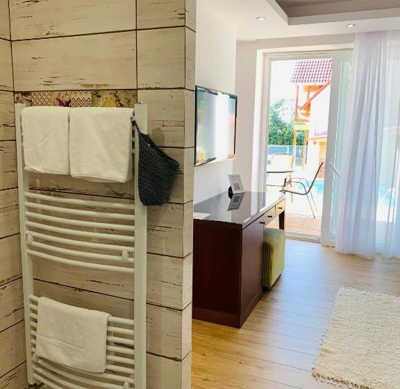 Egria Apartments