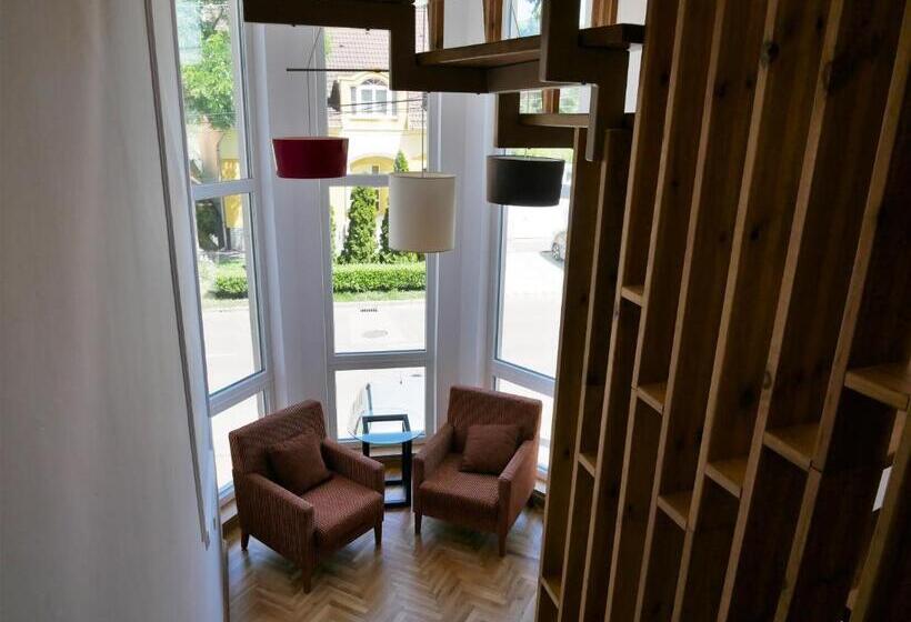 Egria Apartments