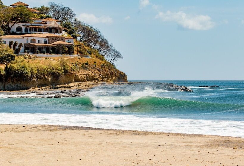 فندق Costa Oeste