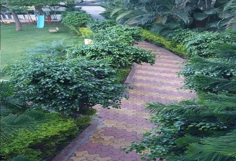 בית מלון כפרי Gandharv Garden