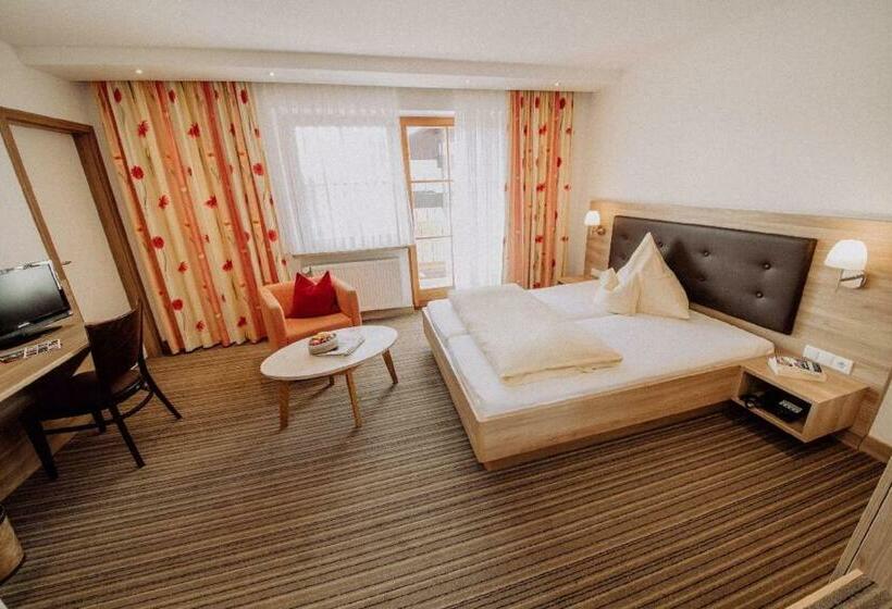 هتل Haus Maria