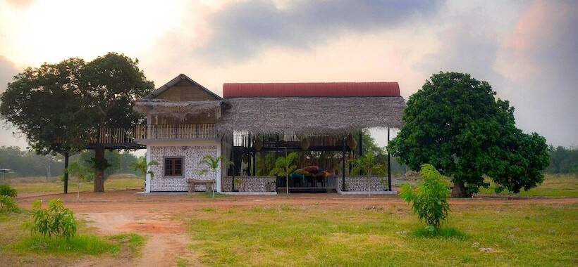 בית מלון כפרי Leopard Lakes, Wilpattu