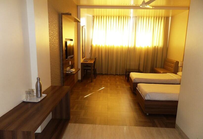 בית מלון כפרי Rajvikas Residency