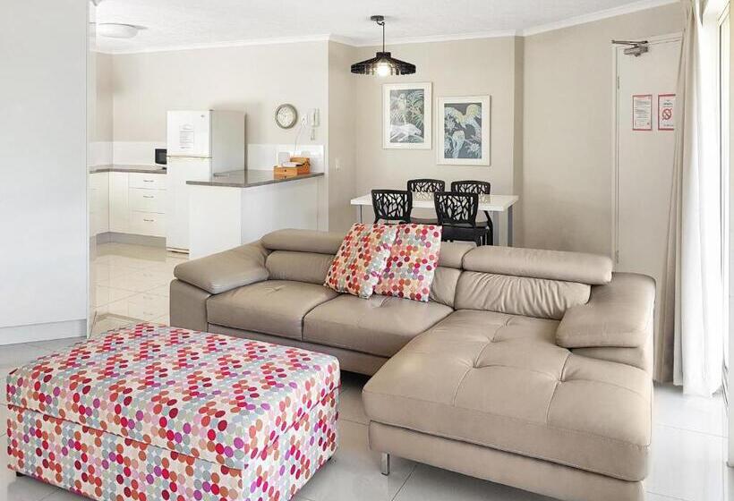 Kings Way Apartments